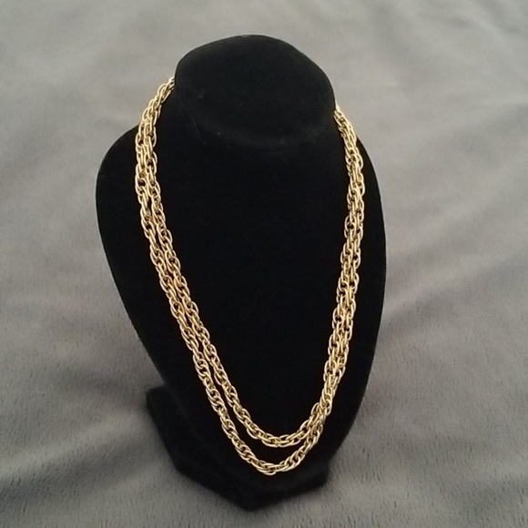 14k Yellow Gold 24" 4MM Box Chain - Picture 3 of 13